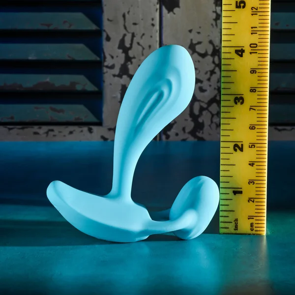 Gender X WEAR ME OUT - Blue 11.1 cm USB Rechargeable Wearable Vibrator with Wireless Remote — image 7 of 8