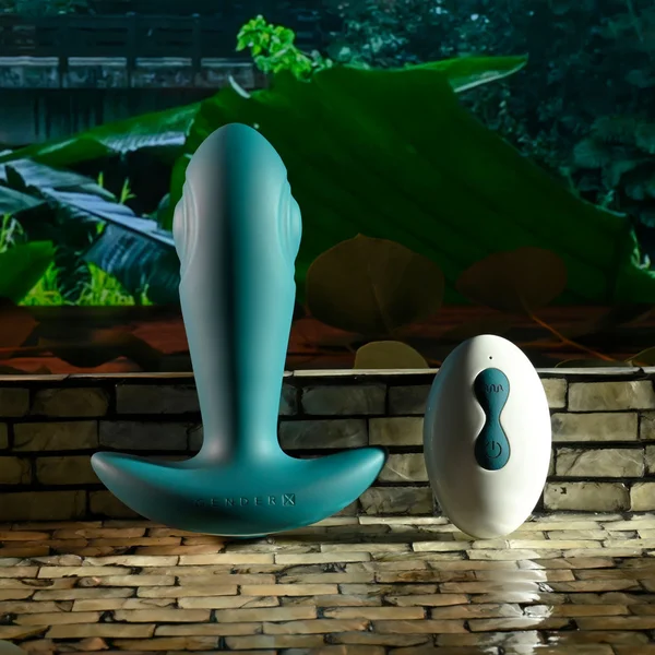 Gender X TUNNEL TAPPER - Grey 12.1 cm USB Rechargeable Tapping Anal Plug with Wireless Remote — image 2 of 8