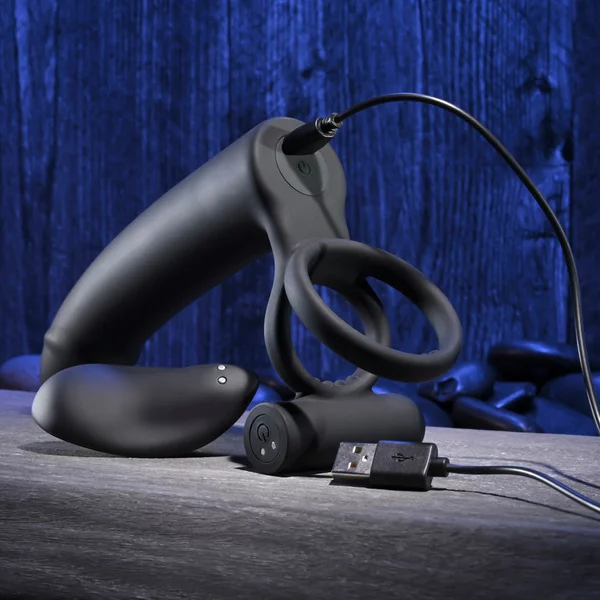 Gender X FULL SWING - Black USB Rechargeable Vibrating Cock Ring with Double Penetrator Dildo — image 9 of 9