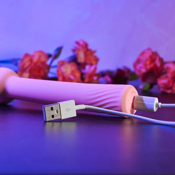 Gender X FLEXI WAND - Pink 16.6 cm USB Rechargeable Vibrator — image 6 of 9