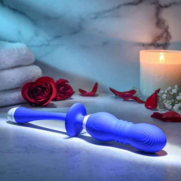 Gender X PLAY BALL - Blue 25 cm USB Rechargeable Thrusting & Vibrating Orbs — image 3 of 9