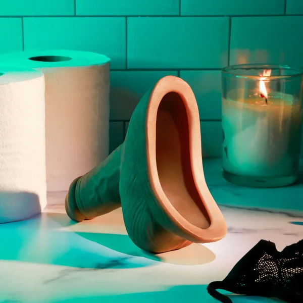 Gender X STAND TO PEE - Dark - Brown Realistic Stand-To-Pee Funnel — image 7 of 9