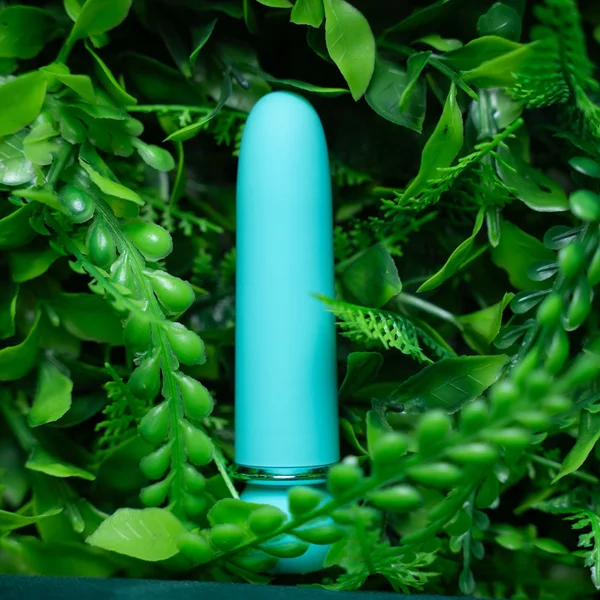 Maia JAGUAR - Blue - Blue 10.1 cm USB Rechargeable Bullet — image 2 of 7
