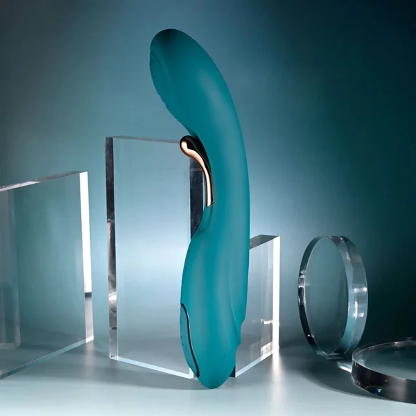 Playboy Pleasure AURELIE - Green 22.7 cm USB Rechargeable Vibrator with Internal Flicker — image 4 of 9