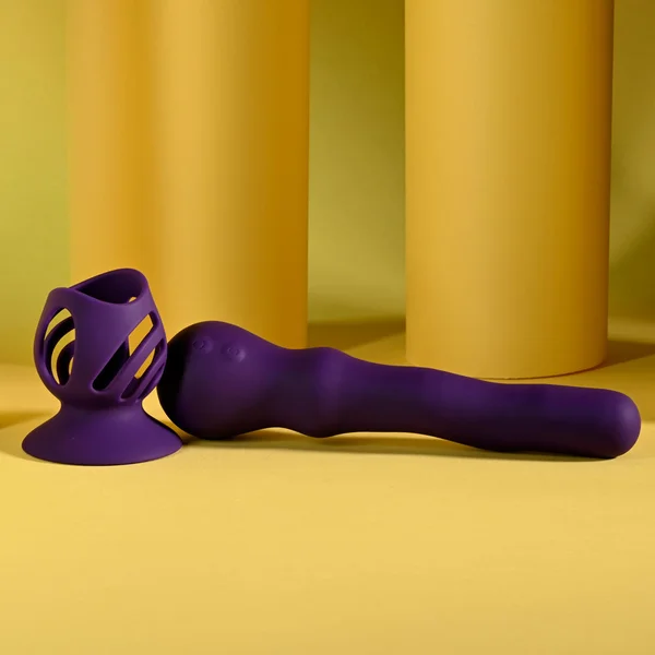 Playboy Pleasure WIGGLE IT - Purple 23.9 cm USB Rechargeable Wiggling Vibrator — image 5 of 9