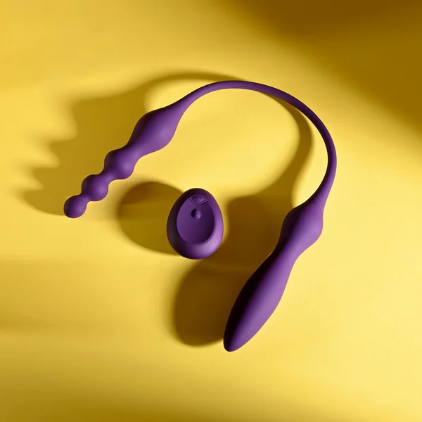 Playboy Pleasure THIS & THAT - Purple 60 cm USB Rechargeable Flexible Dual Ended Vibrator — image 4 of 9
