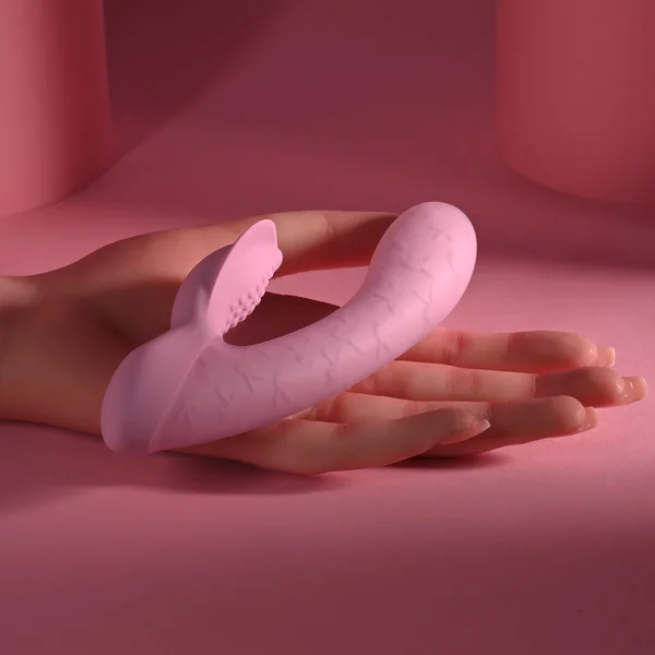 Playboy Pleasure RABBIT PARTY - Pink 15.2 cm USB Rechargeable Rabbit Vibrator — image 3 of 9