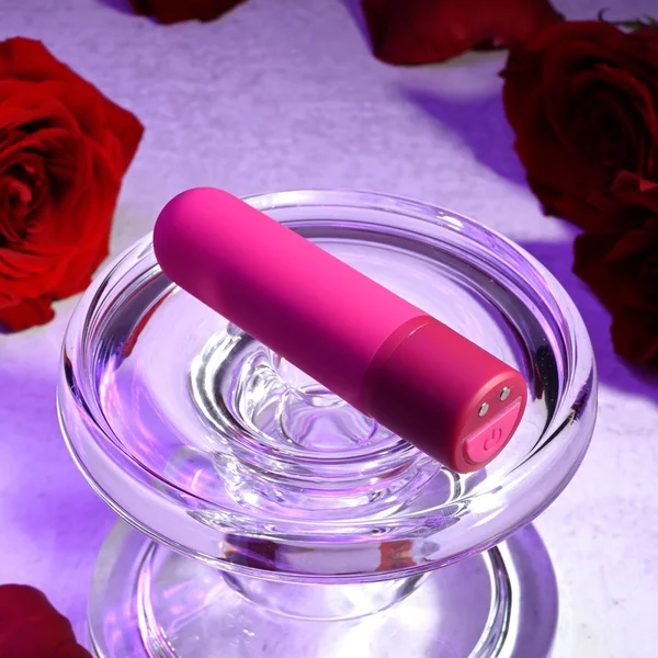 Selopa TINY TEMPTATION - Pink 9.2 cm USB Rechargeable Bullet — image 6 of 9