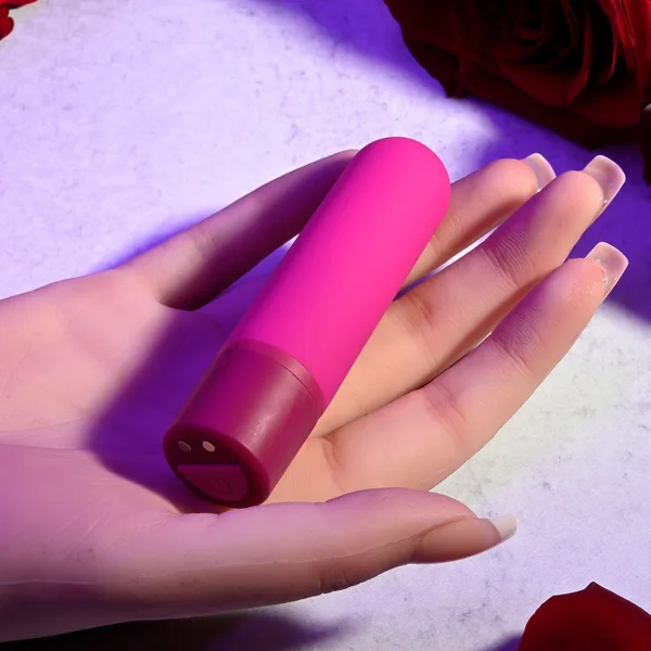 Selopa TINY TEMPTATION - Pink 9.2 cm USB Rechargeable Bullet — image 3 of 9