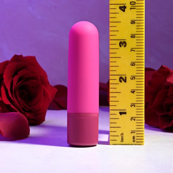 Selopa TINY TEMPTATION - Pink 9.2 cm USB Rechargeable Bullet — image 8 of 9