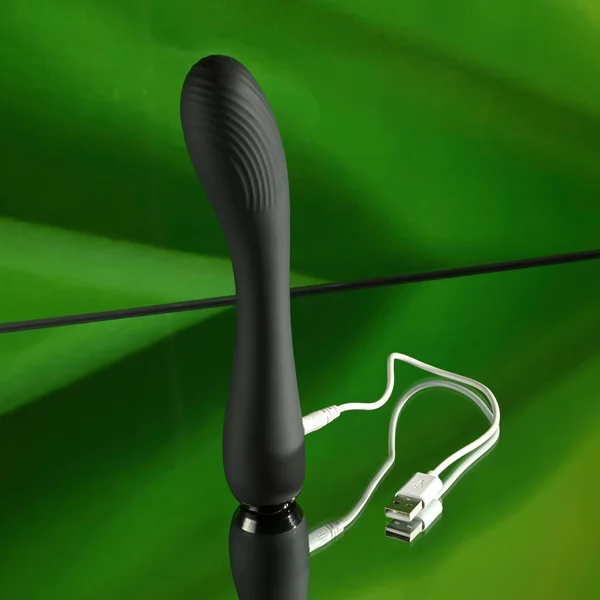 Selopa MIDNIGHT MAGIC - Black 20.2 cm USB Rechargeable Vibrator — image 9 of 9