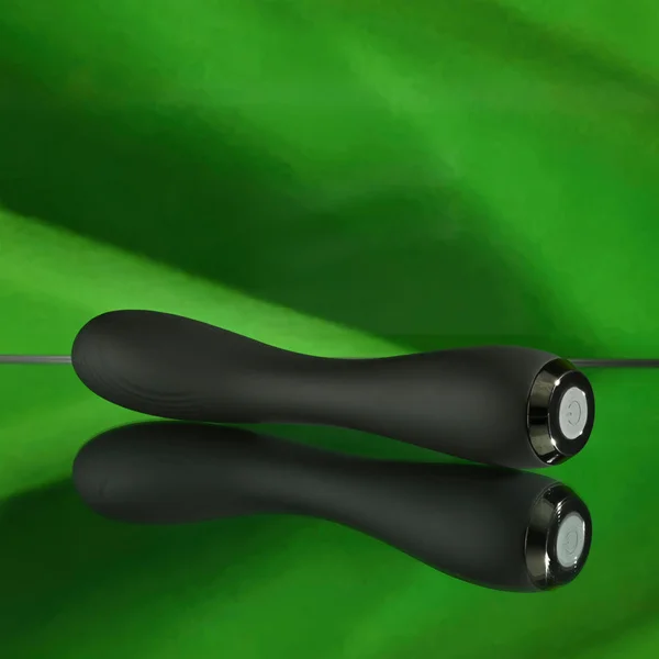 Selopa MIDNIGHT MAGIC - Black 20.2 cm USB Rechargeable Vibrator — image 7 of 9