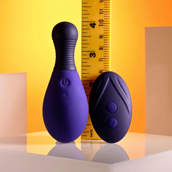 Selopa EGG ME ON - Purple 10 cm USB Rechargeable Egg with Wireless Remote — image 8 of 9