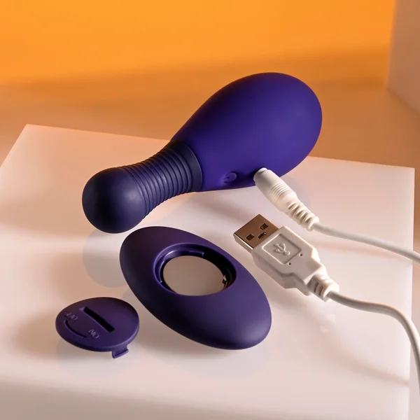 Selopa EGG ME ON - Purple 10 cm USB Rechargeable Egg with Wireless Remote — image 9 of 9