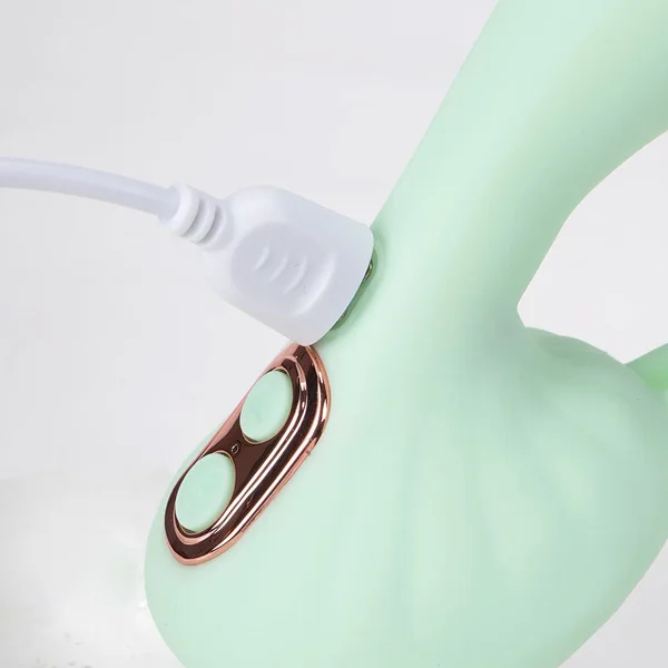 Maia AVERI - Green - Green USB Rechargeable Vibrator — image 4 of 6