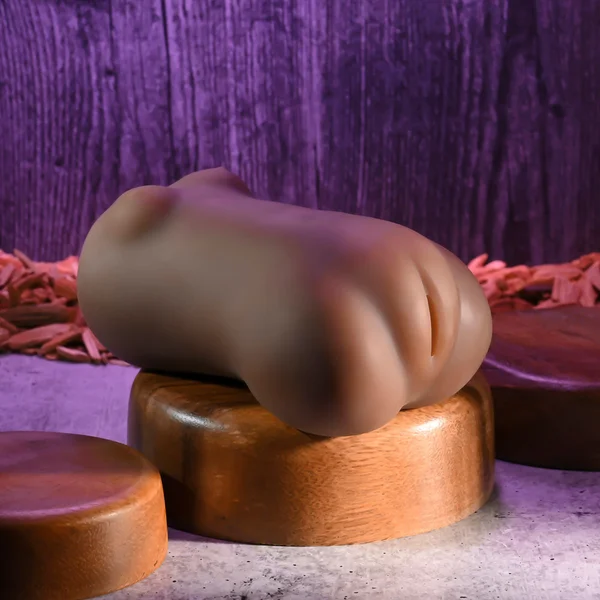 Zero Tolerance SKLYER NICOLE WET N READY - Brown Vagina Stroker with Free Movie Download — image 8 of 9