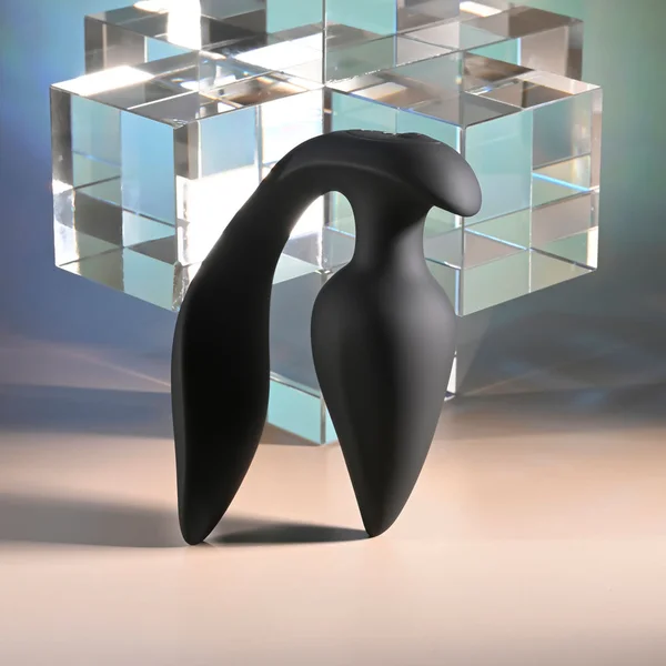 Evolved THE GENIE - Black 11.2 cm USB Rechargeable Vibrating Plug with Wireless Remote — image 6 of 9