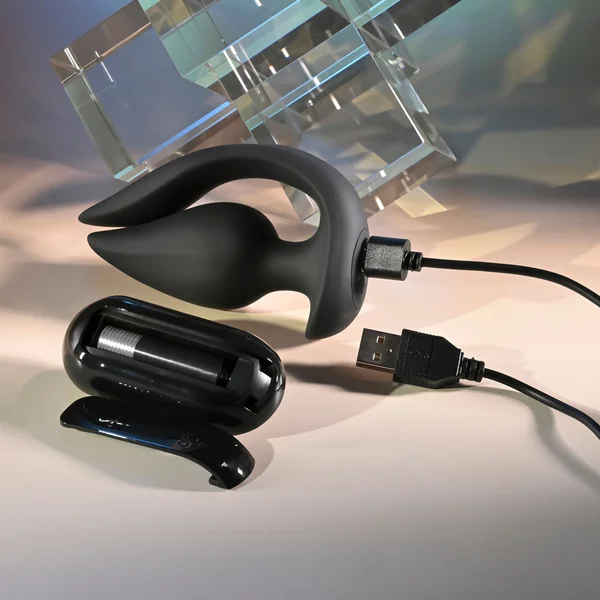 Evolved THE GENIE - Black 11.2 cm USB Rechargeable Vibrating Plug with Wireless Remote — image 9 of 9