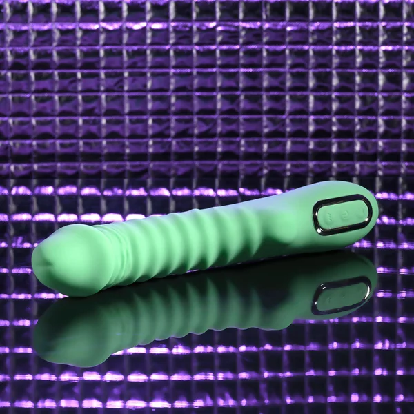 Evolved FULL THROTTLE - Mint Green 24.1 cm USB Rechargeable Vibrator