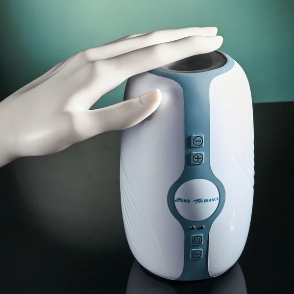 Zero Tolerance TOUCHDOWN - White 15 cm USB Rechargeable Vibrating & Tightening Stroker — image 7 of 9