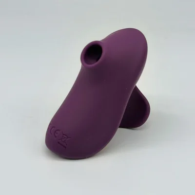 club x finger vibe suction