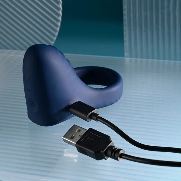 Playboy Pleasure PLEASURE POINT - Blue USB Rechargeable Vibrating Cock Ring — image 9 of 9