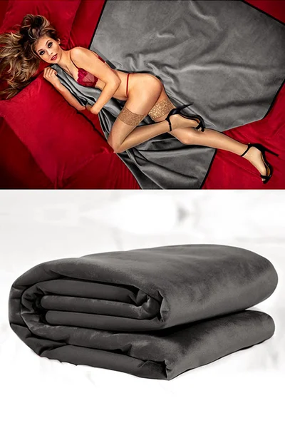 Liberator Fascinator 72" Queen Size Waterproof Throw — image 6 of 6