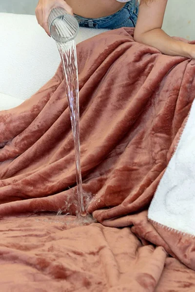 Splash Blanket The Minky Bonded Waterproof Blanket | Medium — image 14 of 18