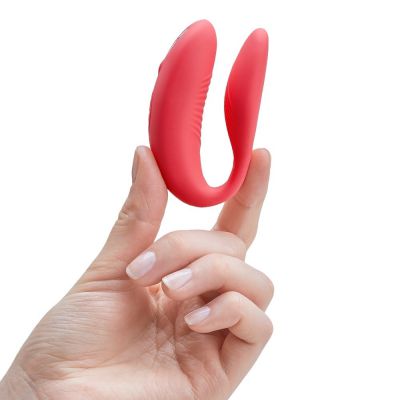 We Vibe Sensations In Sync Collection Rechargeable Couple s Set