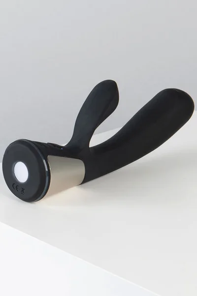 Kiiroo OhMiBod Fuse Responsive 7.1" Rabbit Vibrator — image 5 of 6