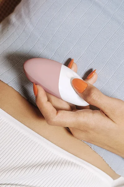 Lelo Siri 3 Sound Activated 3.7" Clitoral Vibrator — image 7 of 12