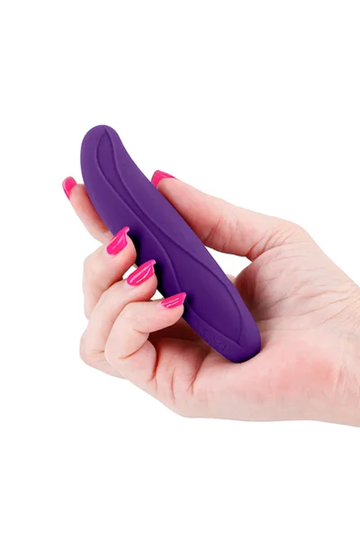 nsnovelties Inya Flirt 4.6" Flexible Classic Vibrator — image 3 of 3