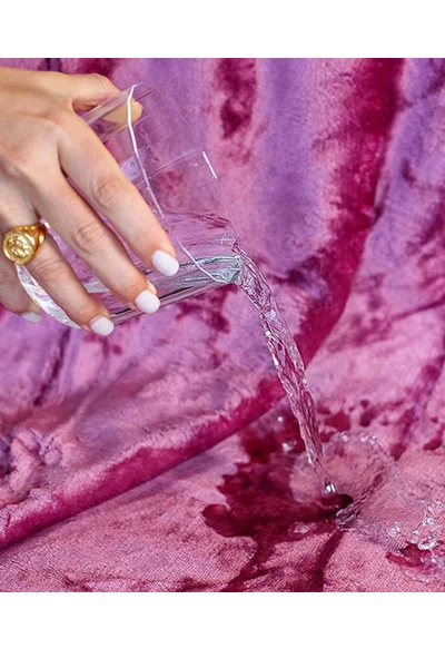 Splash Blanket The OG Waterproof Blanket | Large — image 16 of 18