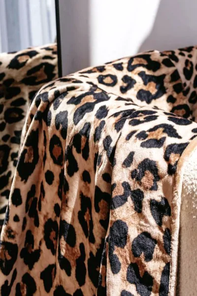 Splash Blanket Leopard Print Waterproof Blanket | Medium — image 8 of 9