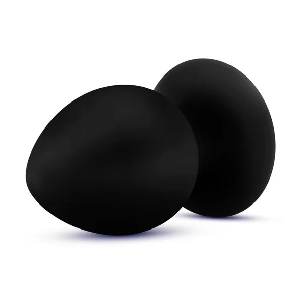 Anal Adventures Platinum Stout Medium Anal Plug — image 5 of 5