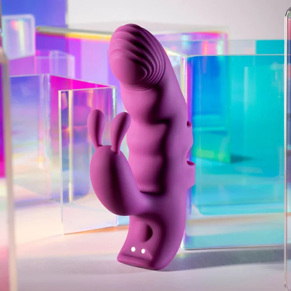 Playboy Pleasure LEND A HAND - Purple USB Rechargeable Finger Vibrator — image 2 of 9