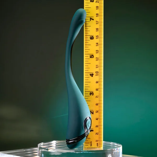 Playboy Pleasure PINPOINT PERFECTION - Green 19.3 cm USB Rechargeable Poseable Vibrator — image 8 of 9