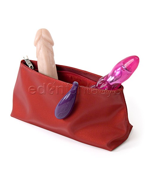 Divine carry on