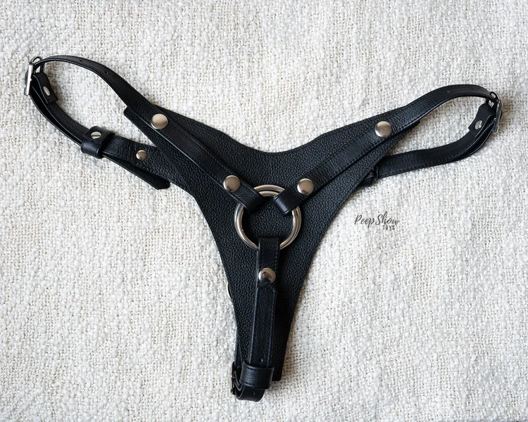 Leather Strap On Dildo Harness — image 9 of 13