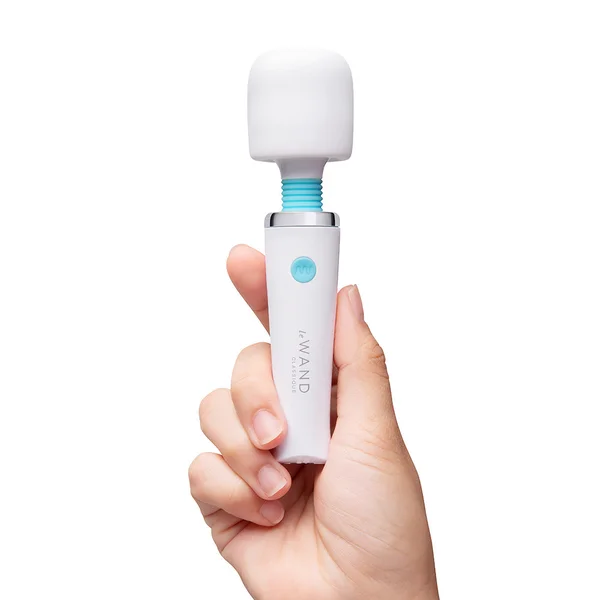 Le Wand Classique Mini Wand Massager — image 3 of 3