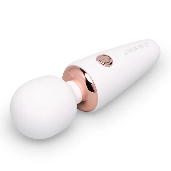 Le Wand Mini Micro Wand Pocket-Size Massager — image 11 of 12