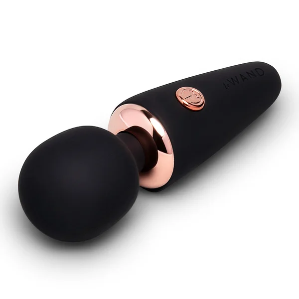 Le Wand Mini Micro Wand Pocket-Size Massager — image 8 of 12