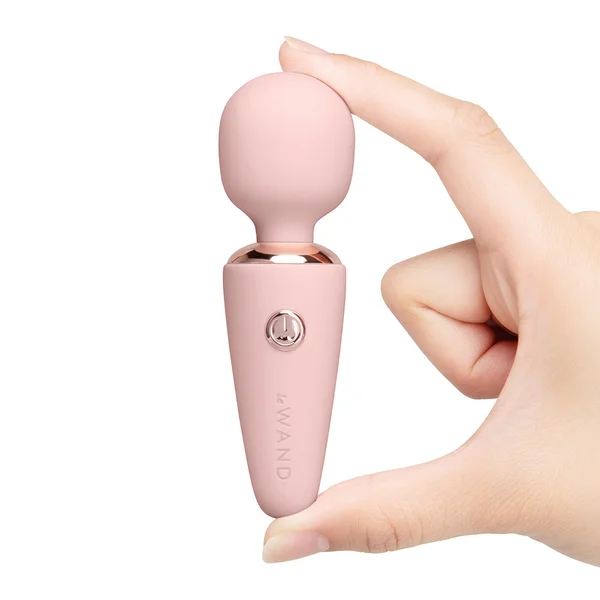 Le Wand Mini Micro Wand Pocket-Size Massager — image 6 of 12