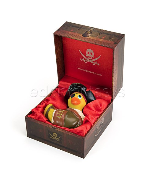 I rub my duckie pirate
