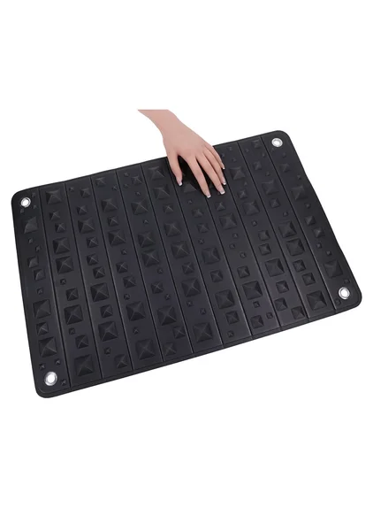 Edge Spiked Punishment Mat — image 5 of 18