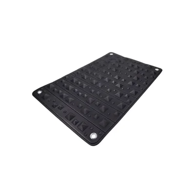 edge spiked punishment mat