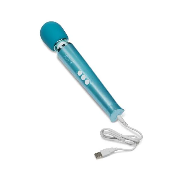 Le Wand Dive Submersible Rechargeable Vibrating Massager — image 8 of 17