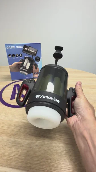 Amovibe Game King Auto Rubbing, Vibrating & Warming Masturbator — image 3 of 5