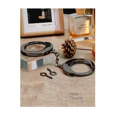 flying saucer handcuffs