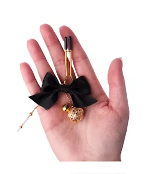 Sexy Temptress Nipple Clamp And Plug Kit — image 6 of 9